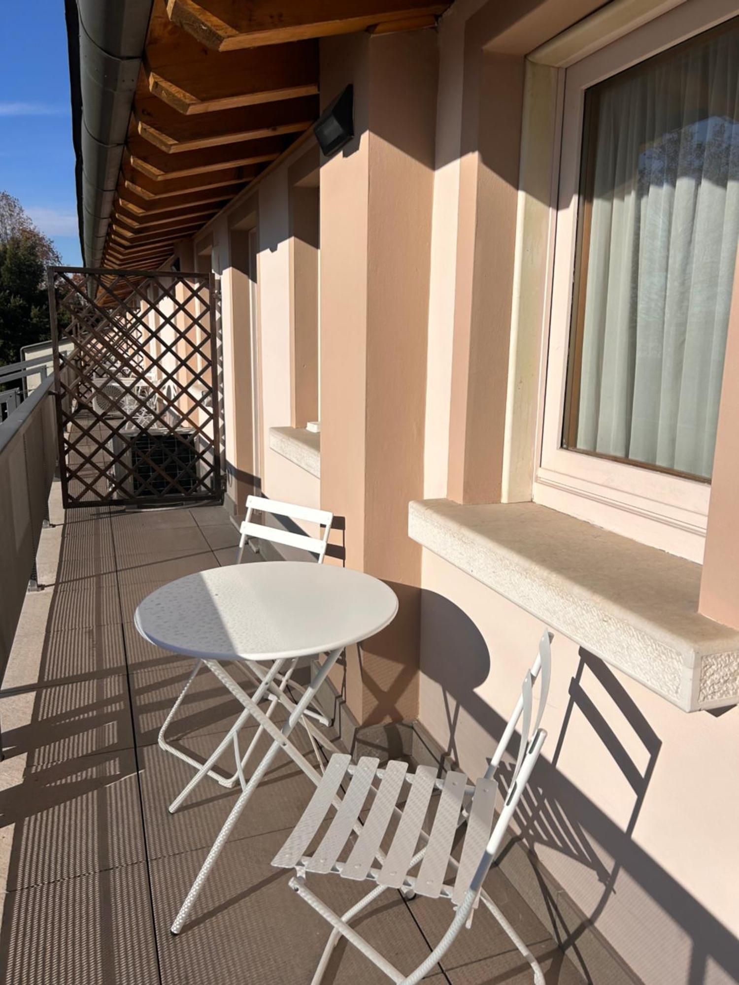 Hotel Della Torre 1850 Ponte San Marco ภายนอก รูปภาพ